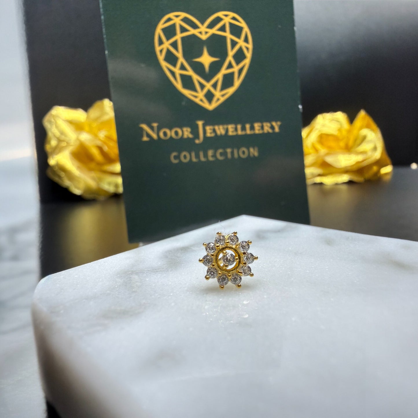 11 Stone Flower Nose Stud