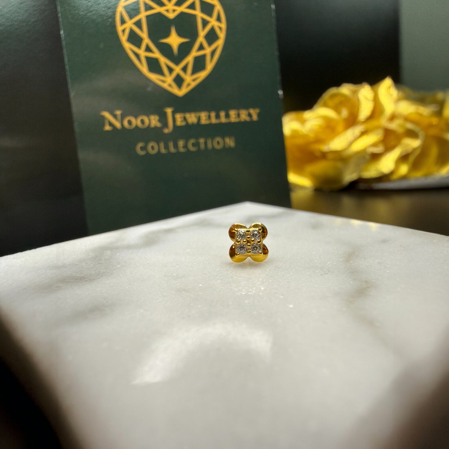 9ct Gold 4 Stone Nose Ring