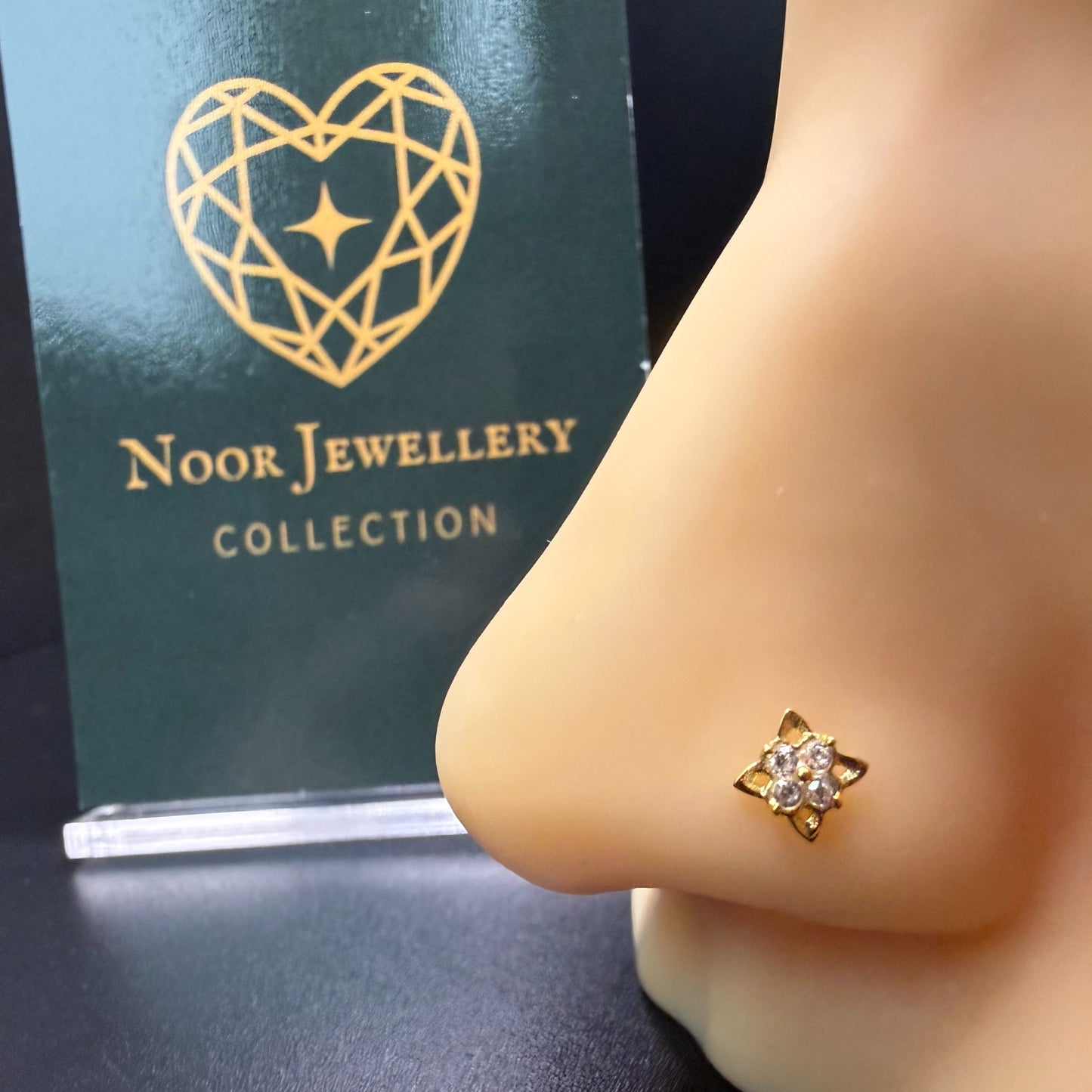 9ct Gold Star Nose Stud