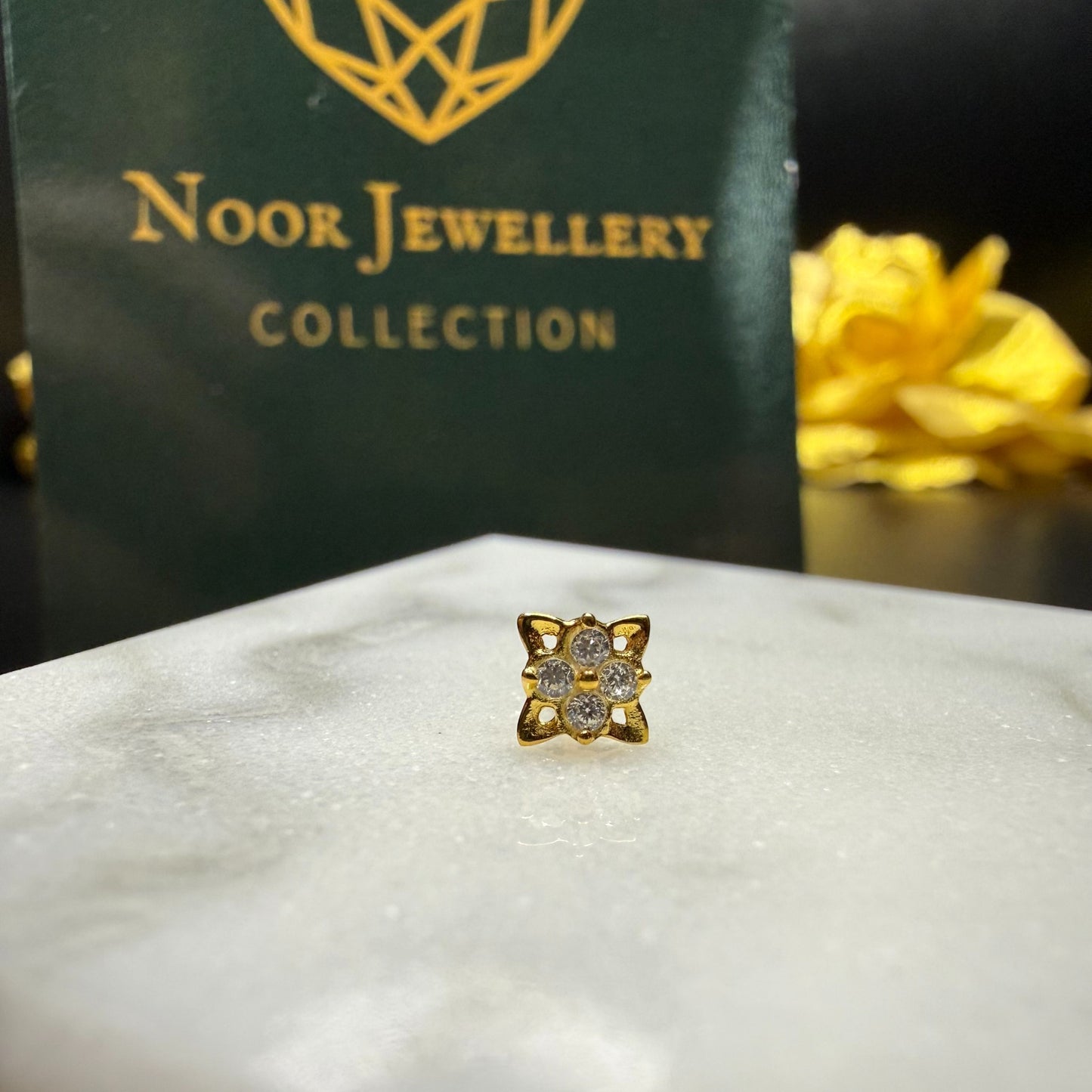 9ct Gold Star Nose Stud